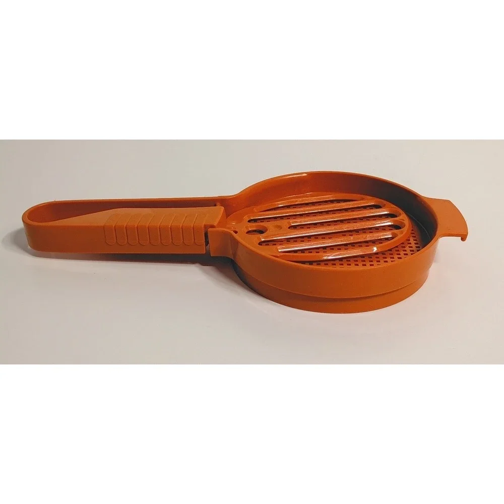 Tupperware Orange Sift-it Sifter Hand‎ Held Flour Powdered Sugar